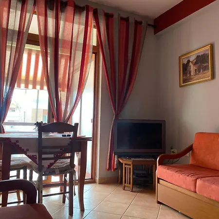 Summer Heaven Apartment Golem (Tirana)